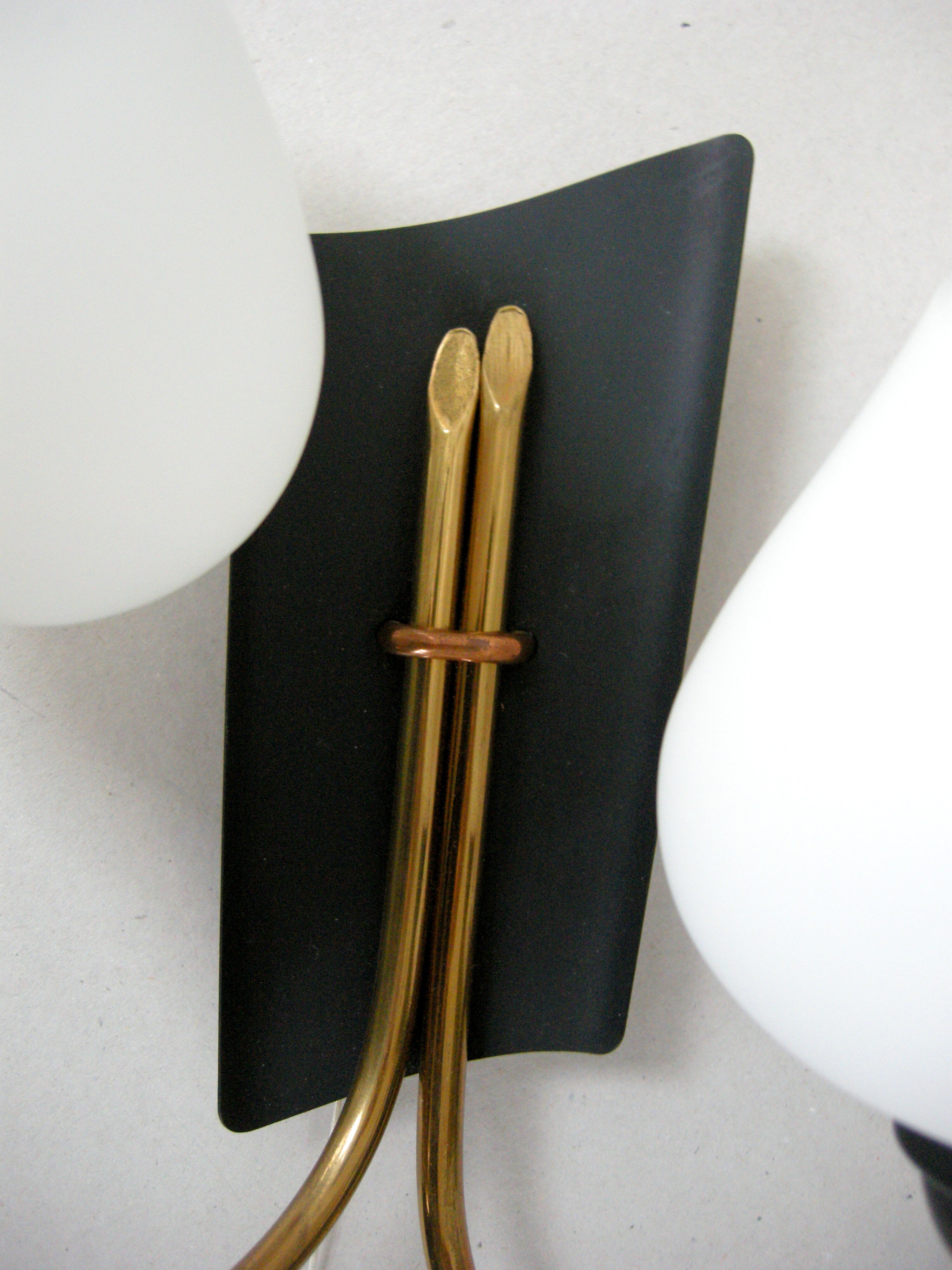 Vintage wall lamp 1950 brass, metal & glass