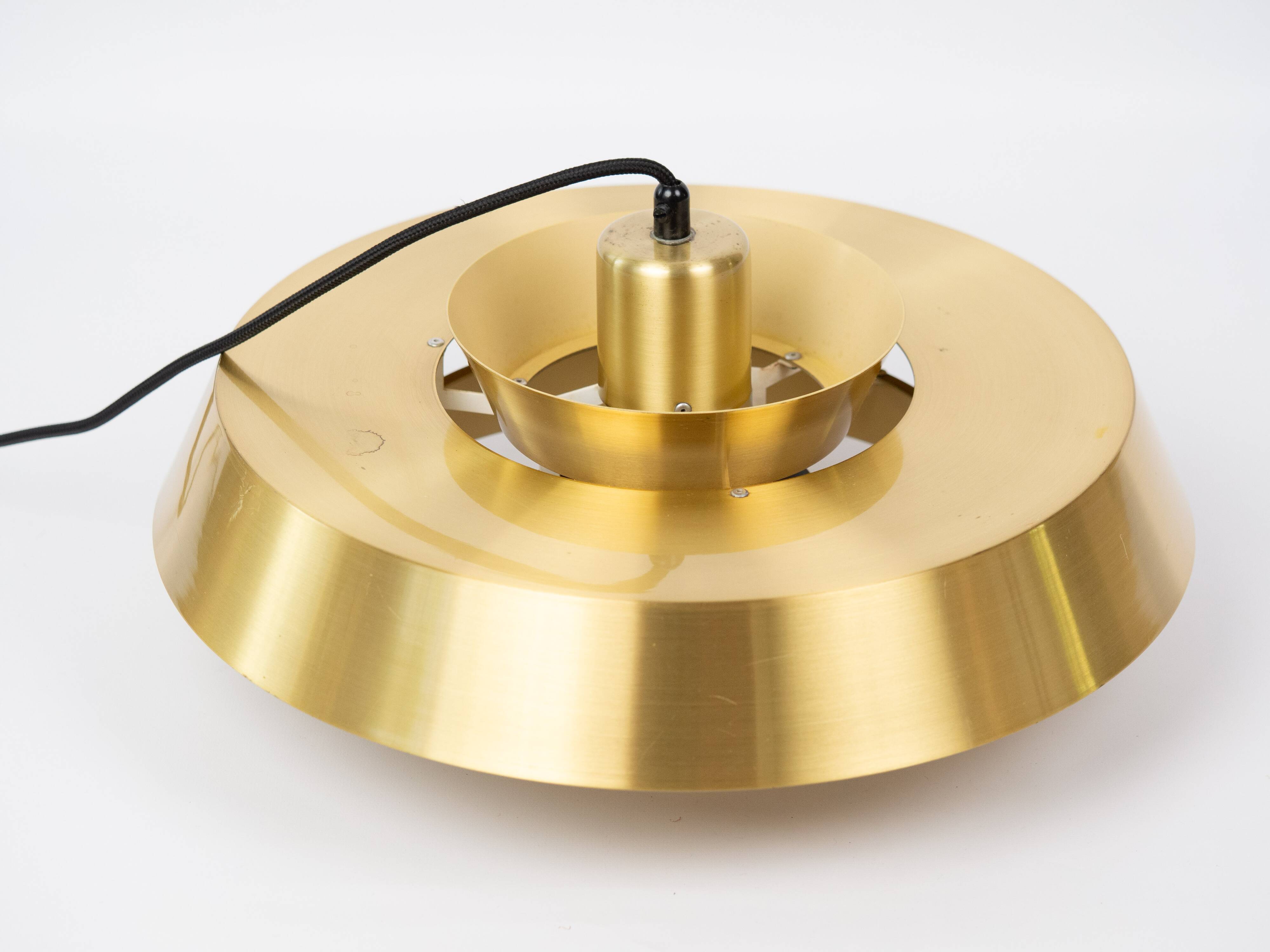 Suspension danoise Nova par Jo Hammerborg, Fog og Morup, 1963