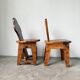 Paire de chaises brutalistes savoyardes en pin