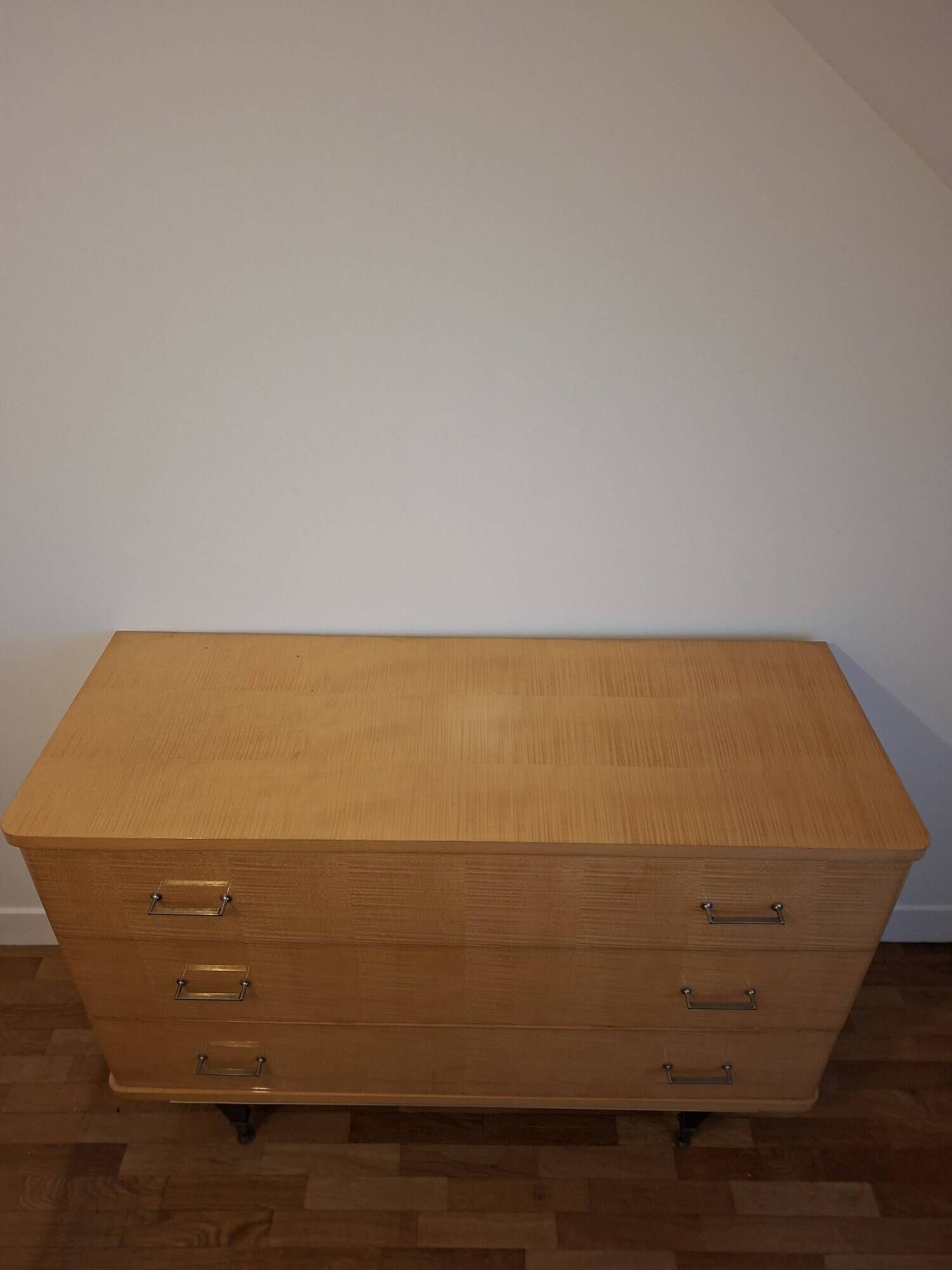 Vintage chest of drawers