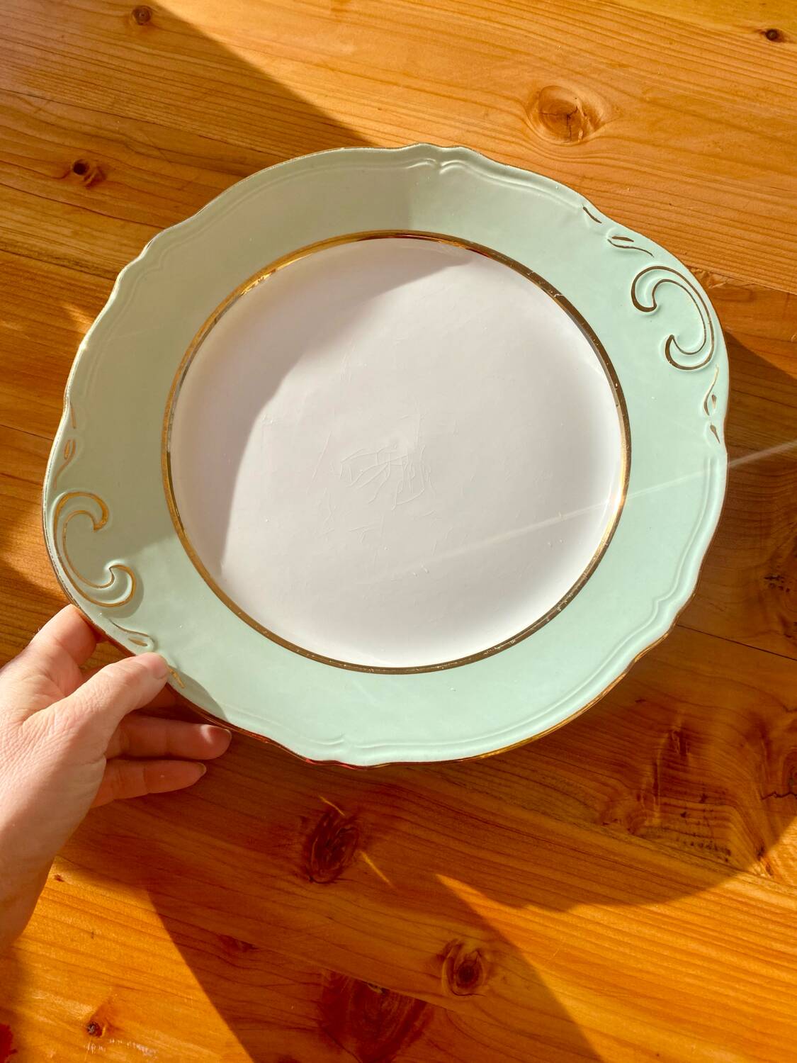 Amandinoise serving dish