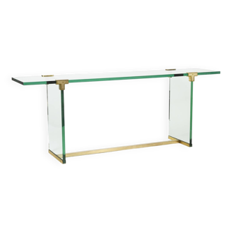 Peter Ghyczy. Console en verre et laiton doré. Années 1970.