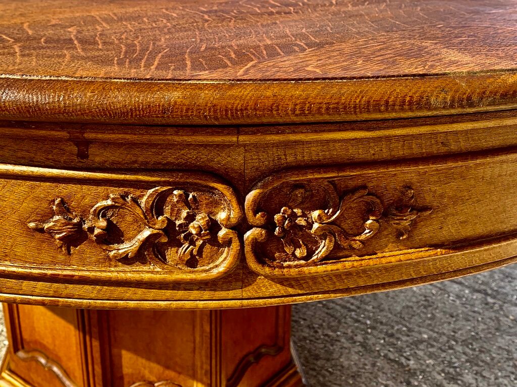 Art Deco table 1930 oval solid oak with extensions