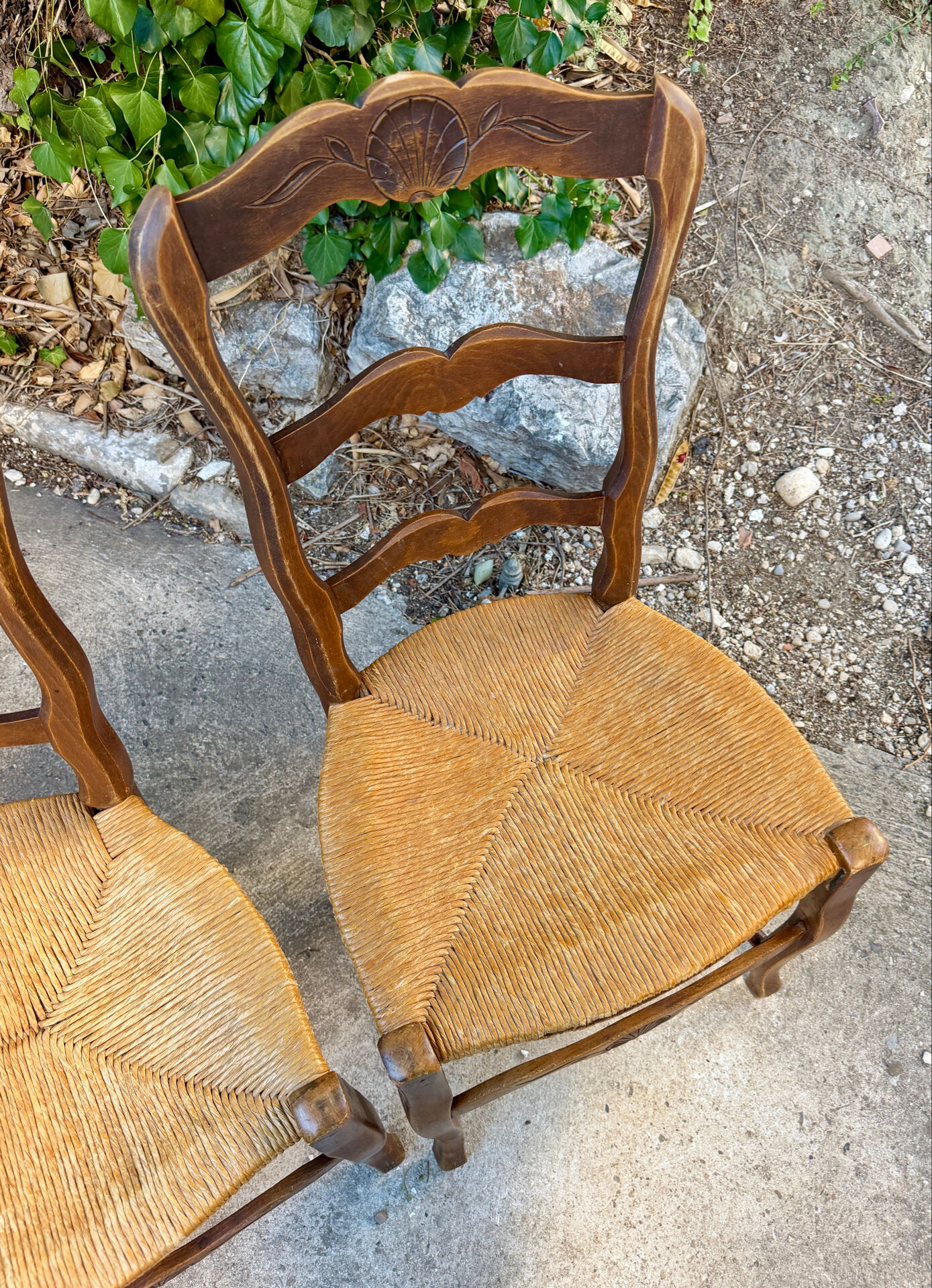 Set of 4 Provençal oak chairs with rush seats.