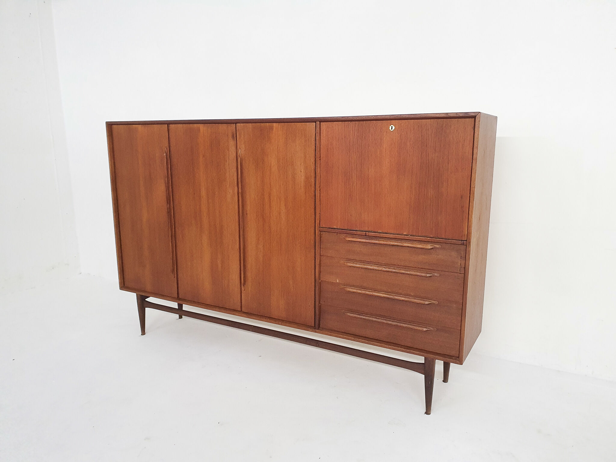 Teak highboard Model RT200/218 by Heinrich Riestenpatt for RT Mobel, Germany 1960's