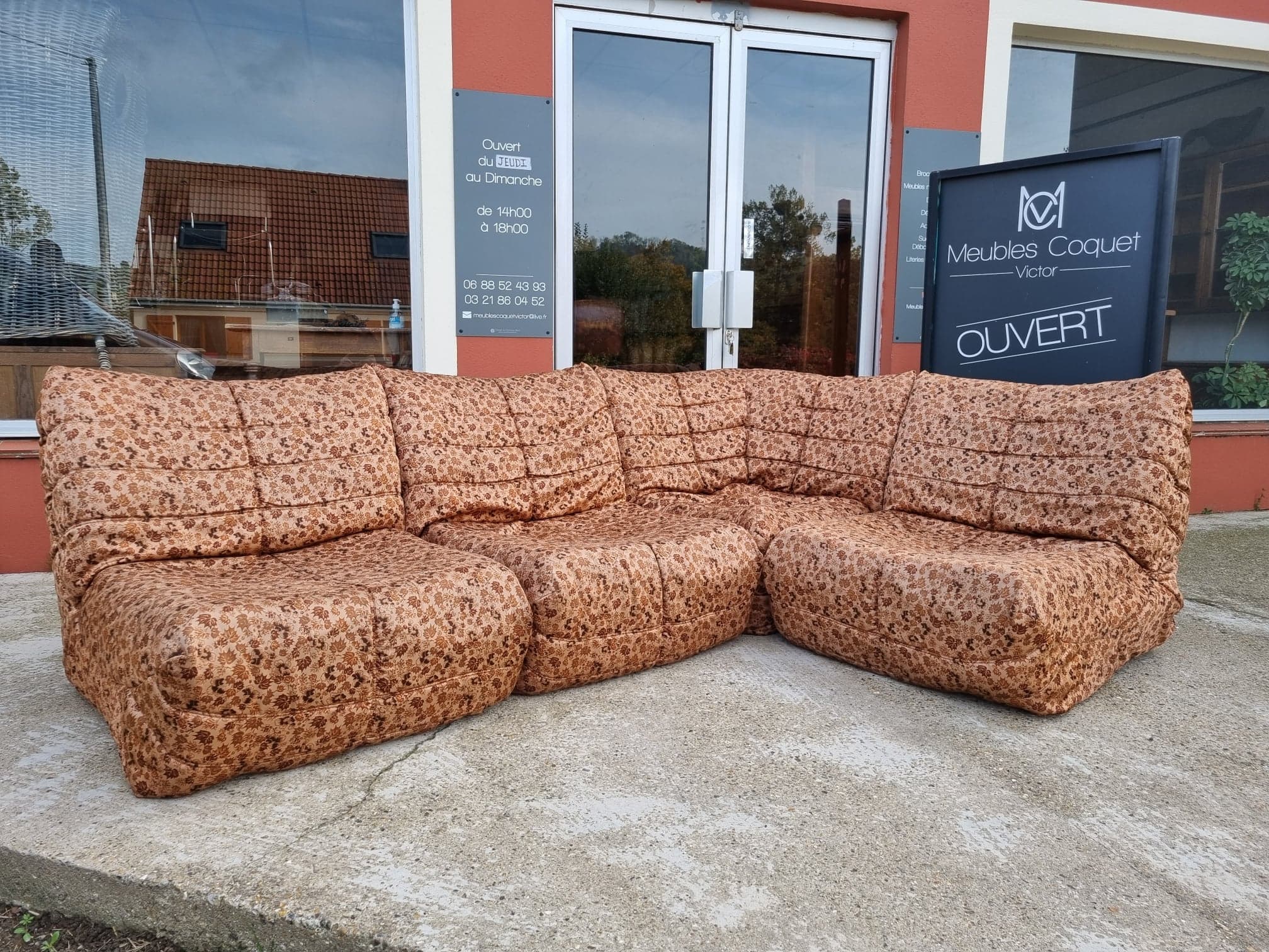 Modular sofa