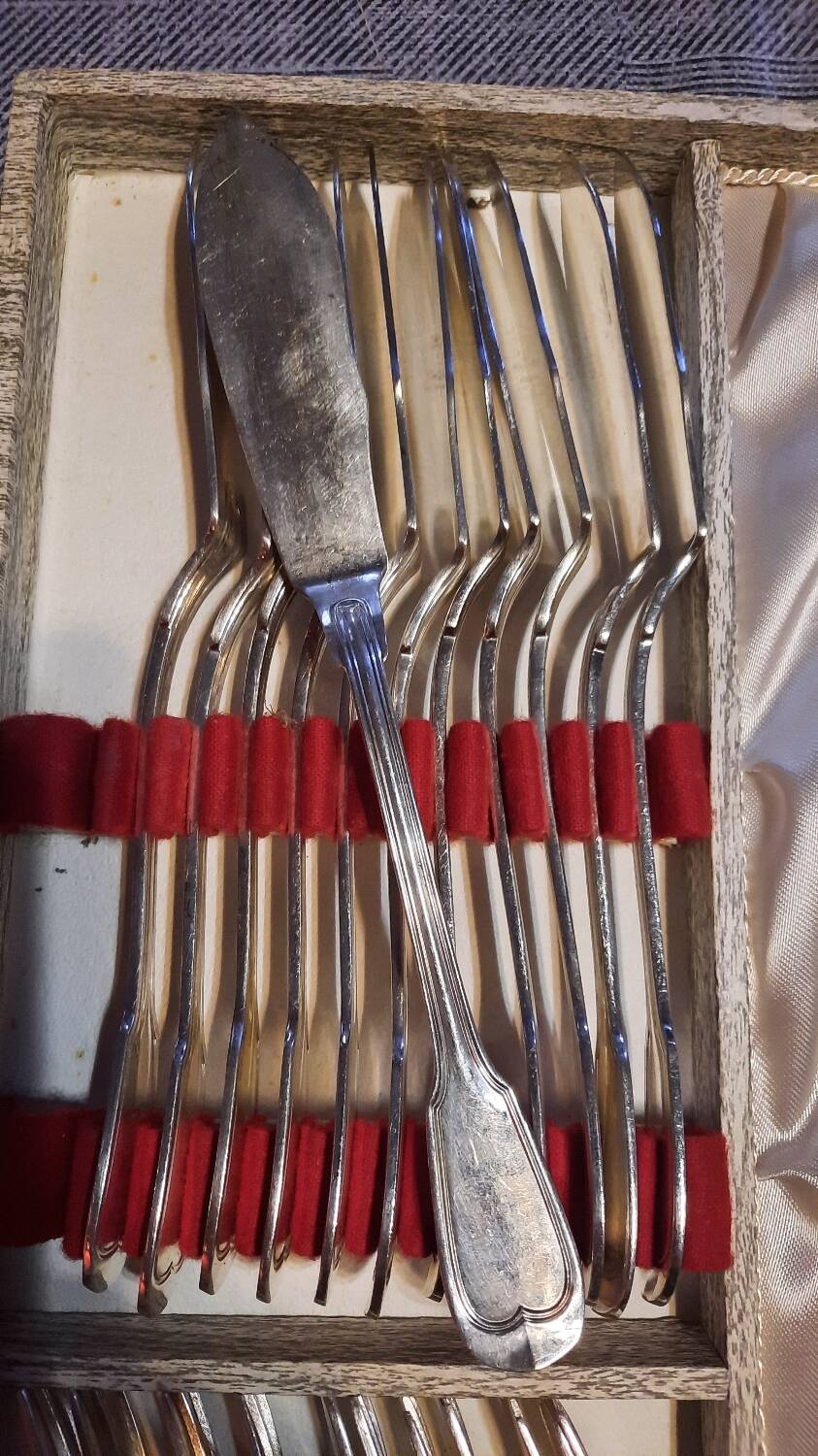 Silver plated fish housewife