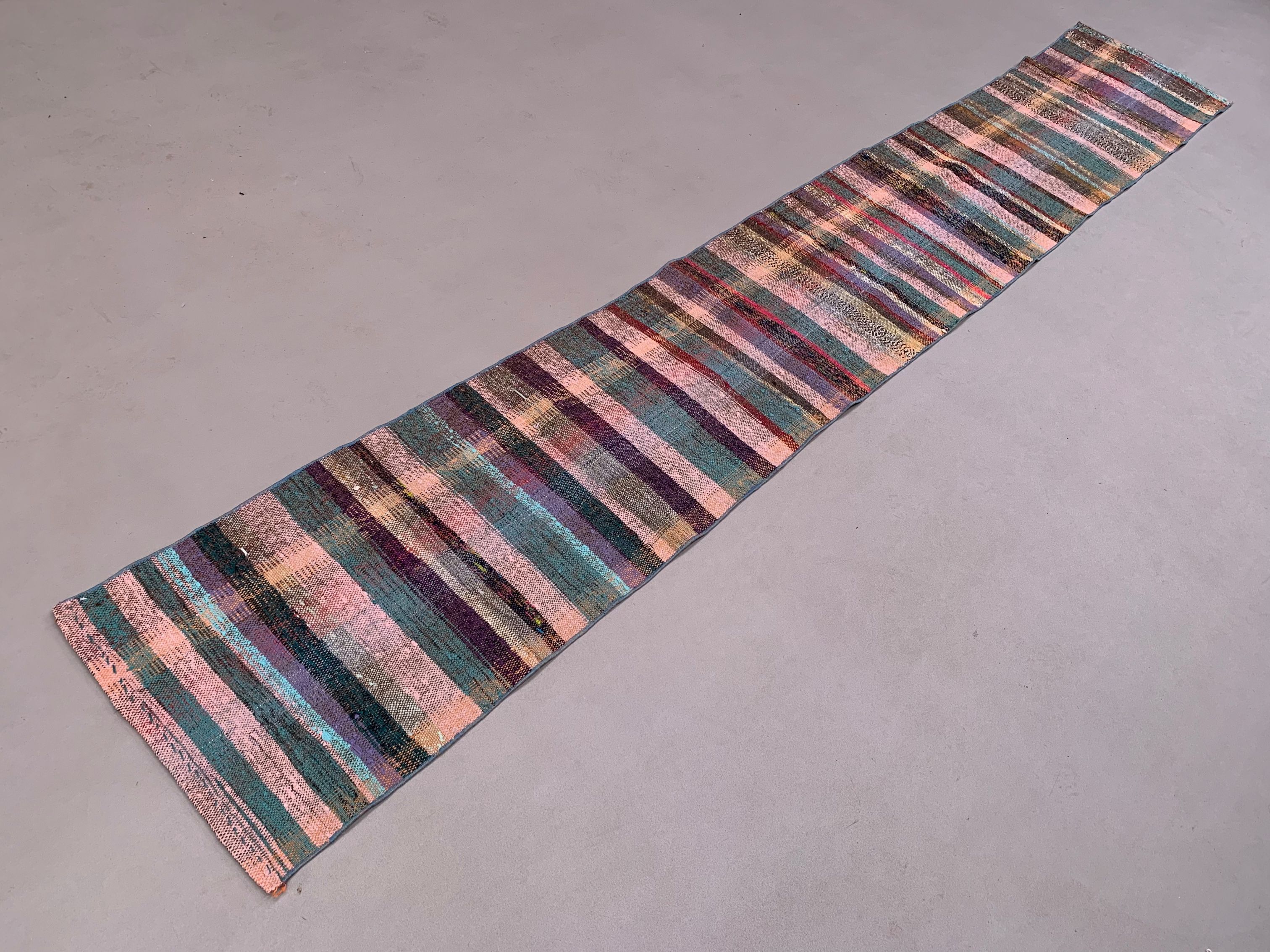 Old Turkish narrow Kilim Runner 336x50 cm shabby chic, vintage kelim