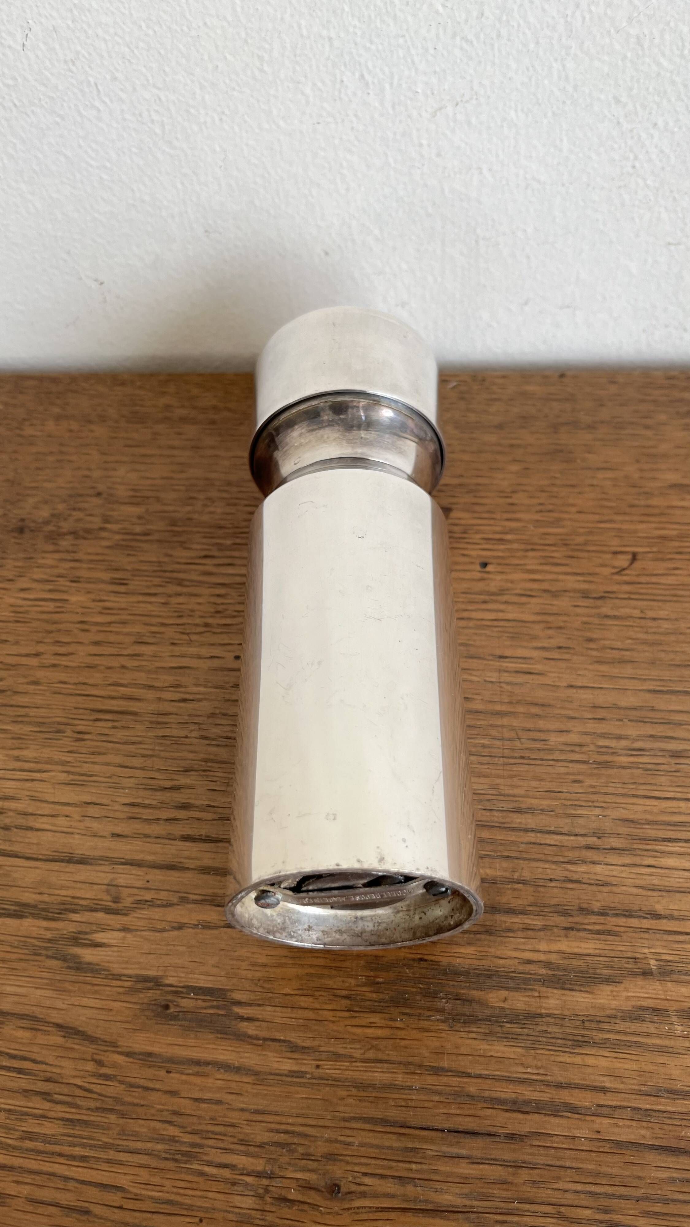 Space Age pepper mill from 1960 in silver-plated metal, 1970.