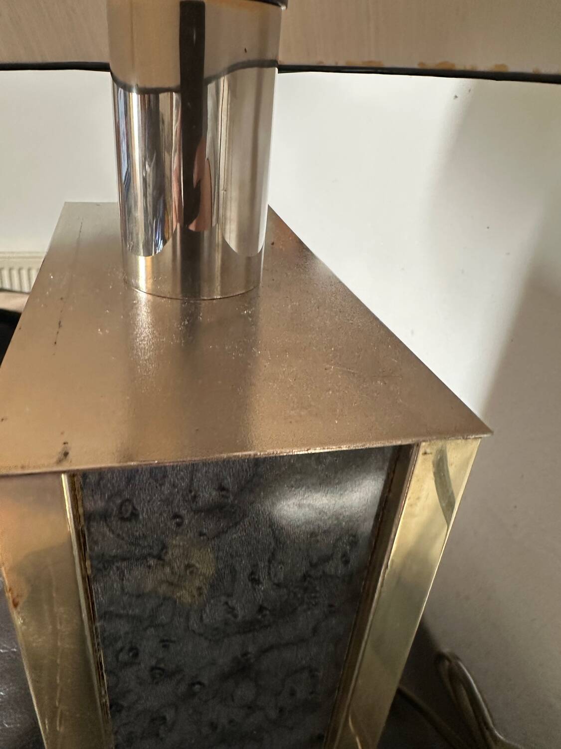 Ledauphin lamp