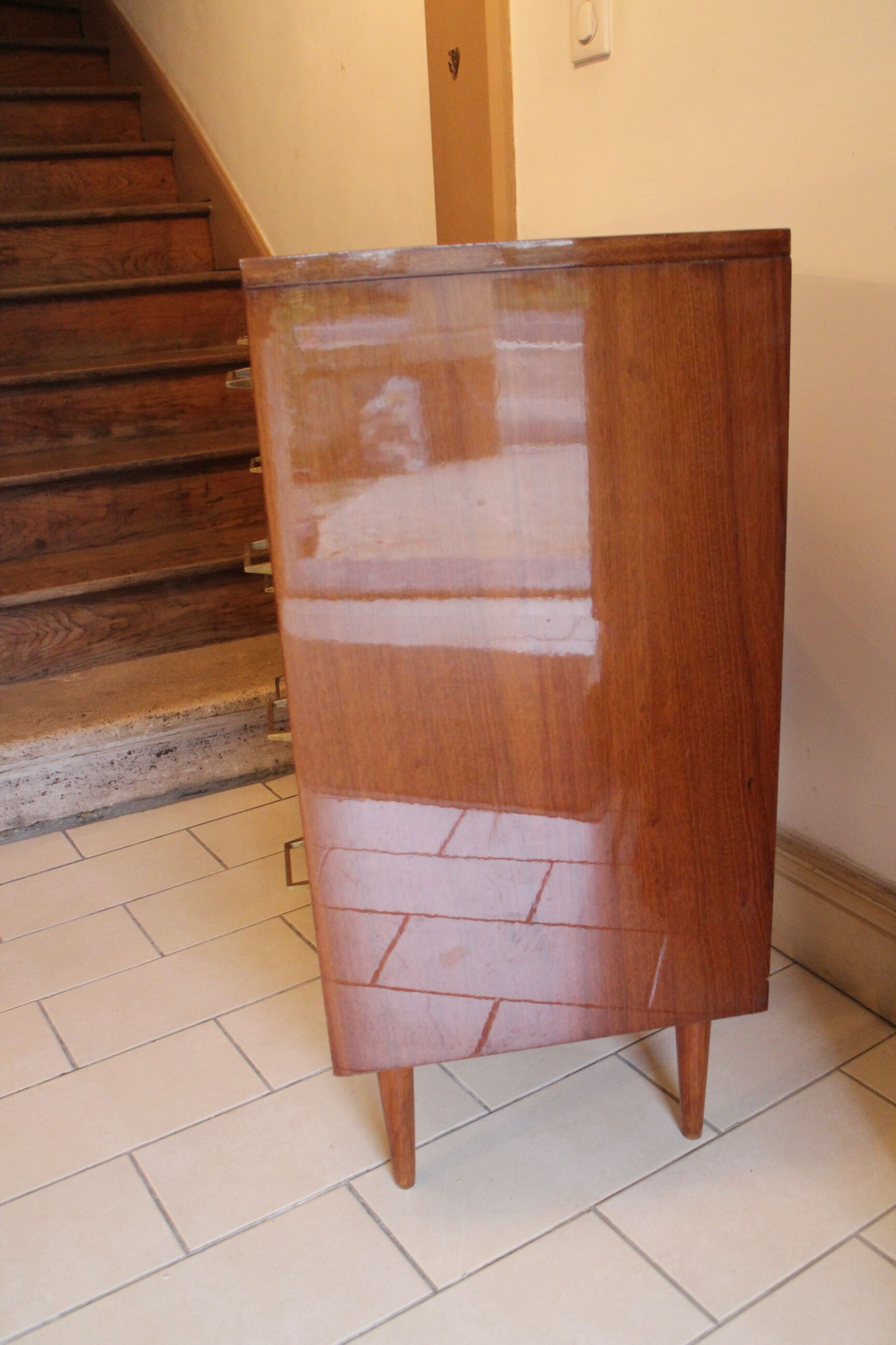 Vintage chest of drawers