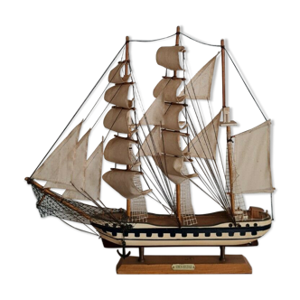 Bateau miniature Simon Bolivar