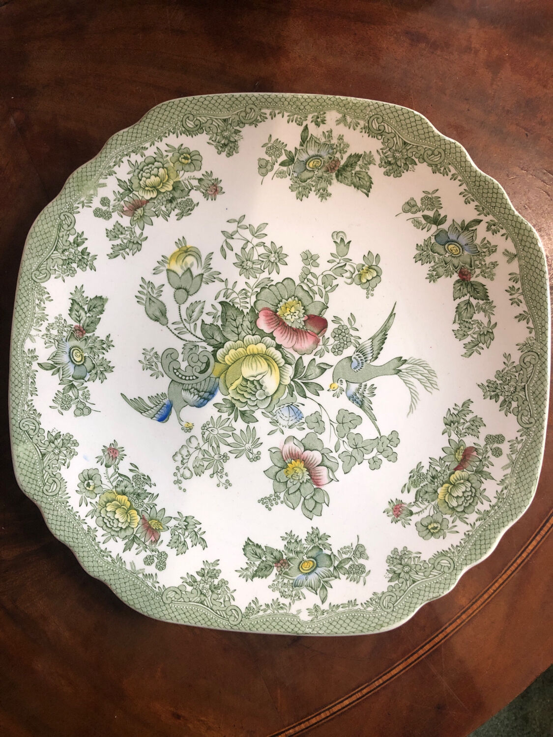 Dish Wedgwood Oriental Pheasants green