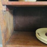 Shelf on feet with elm wood lockers