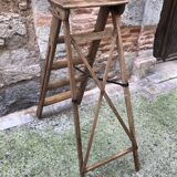 Wooden painter stepladder