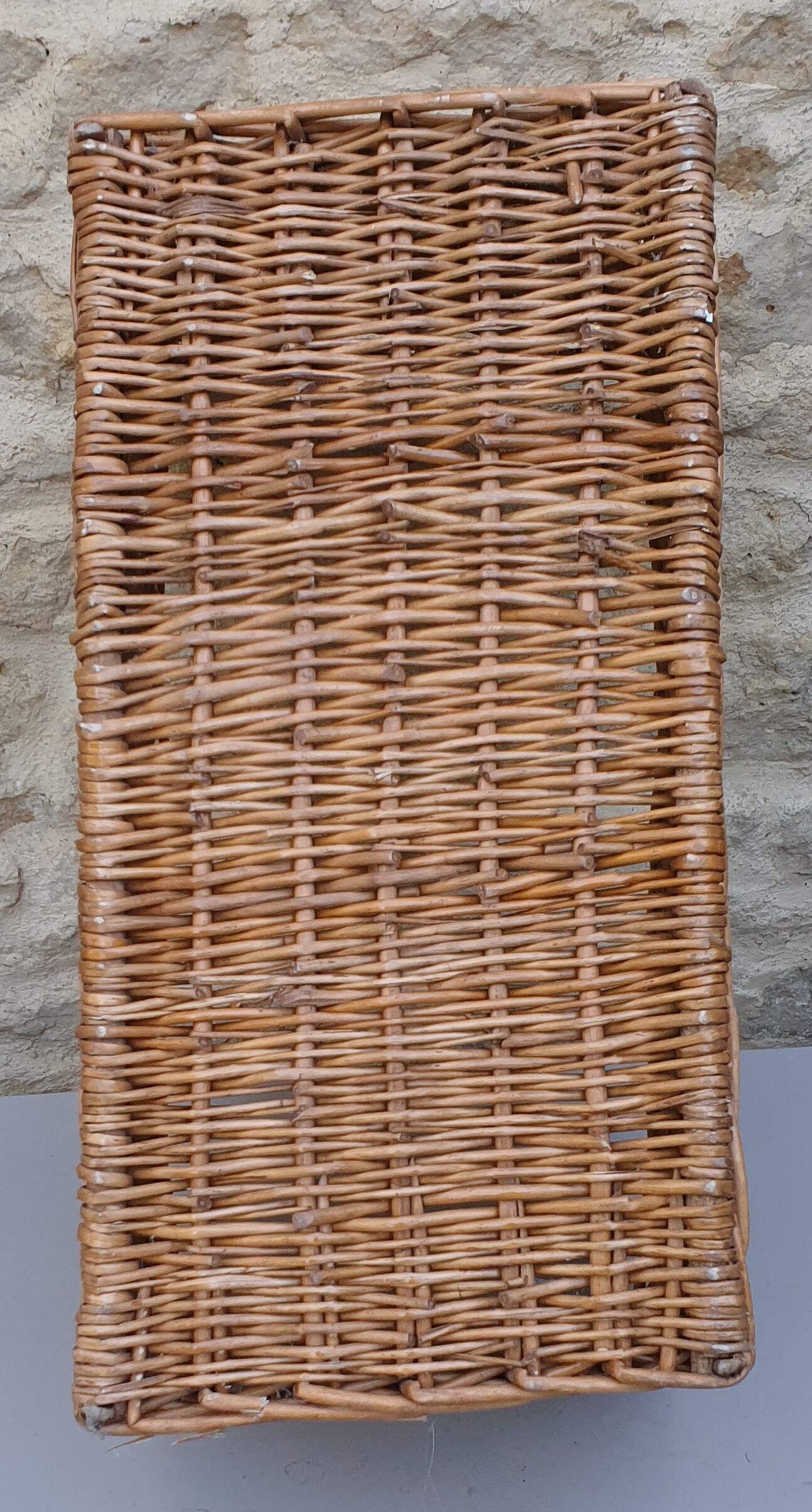 Wicker basket