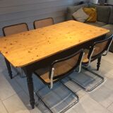 Table of the 1950s vintage