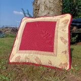 Retro cushion
