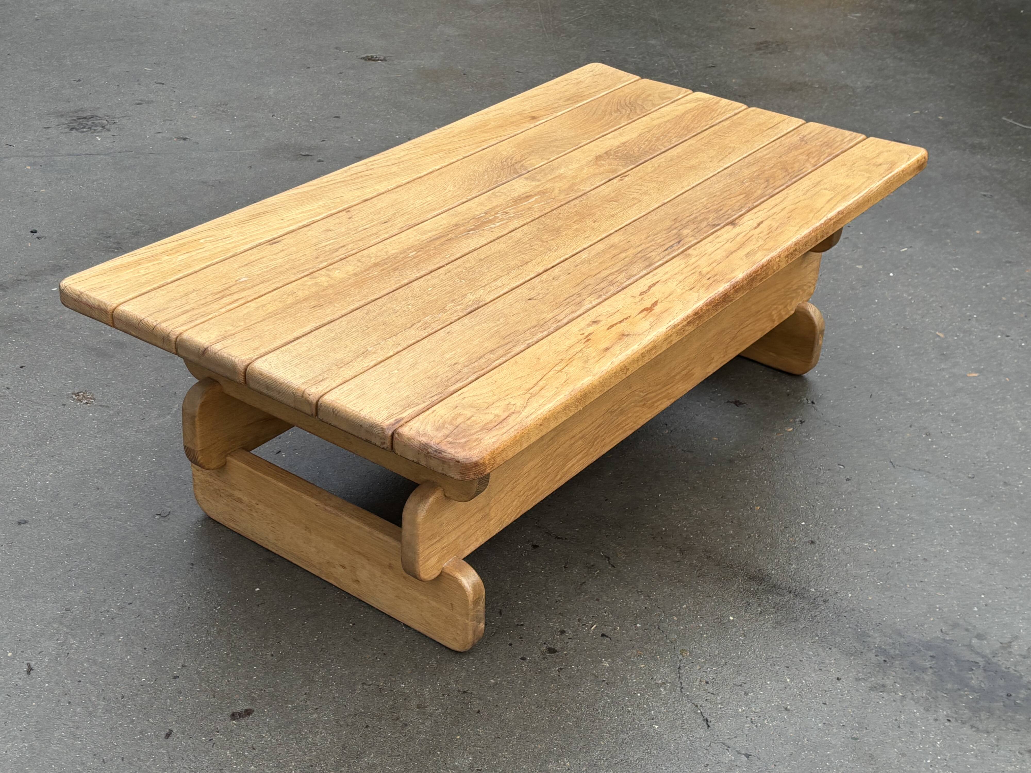 Table basse brutaliste, années 70