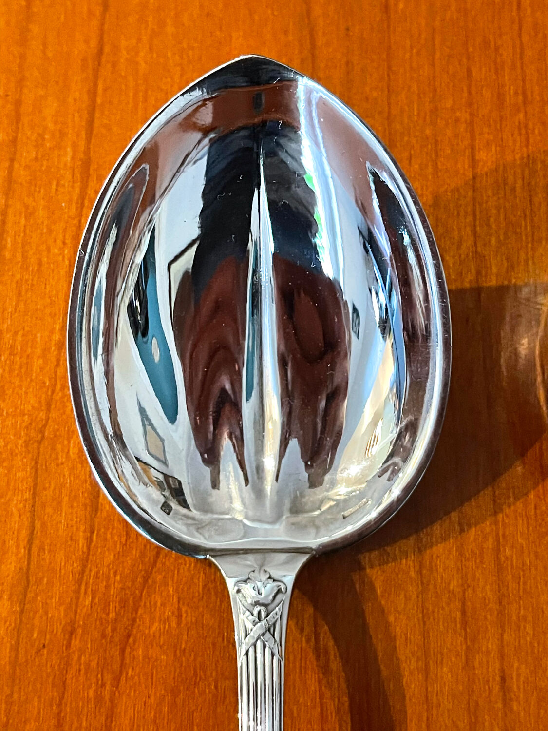 Christofle ribbon and bell-shaped salad serving pieces, very beautiful and