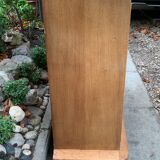 Buffet asymmetrical compass feet