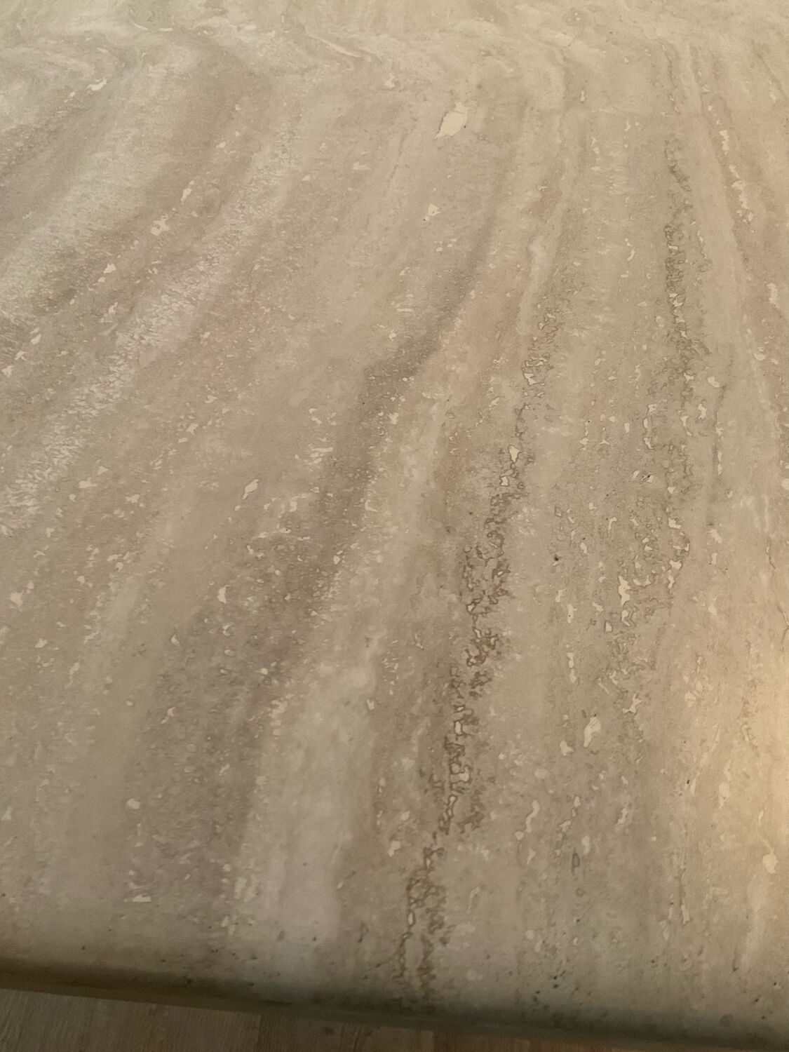 Travertine dining table 6/8 people