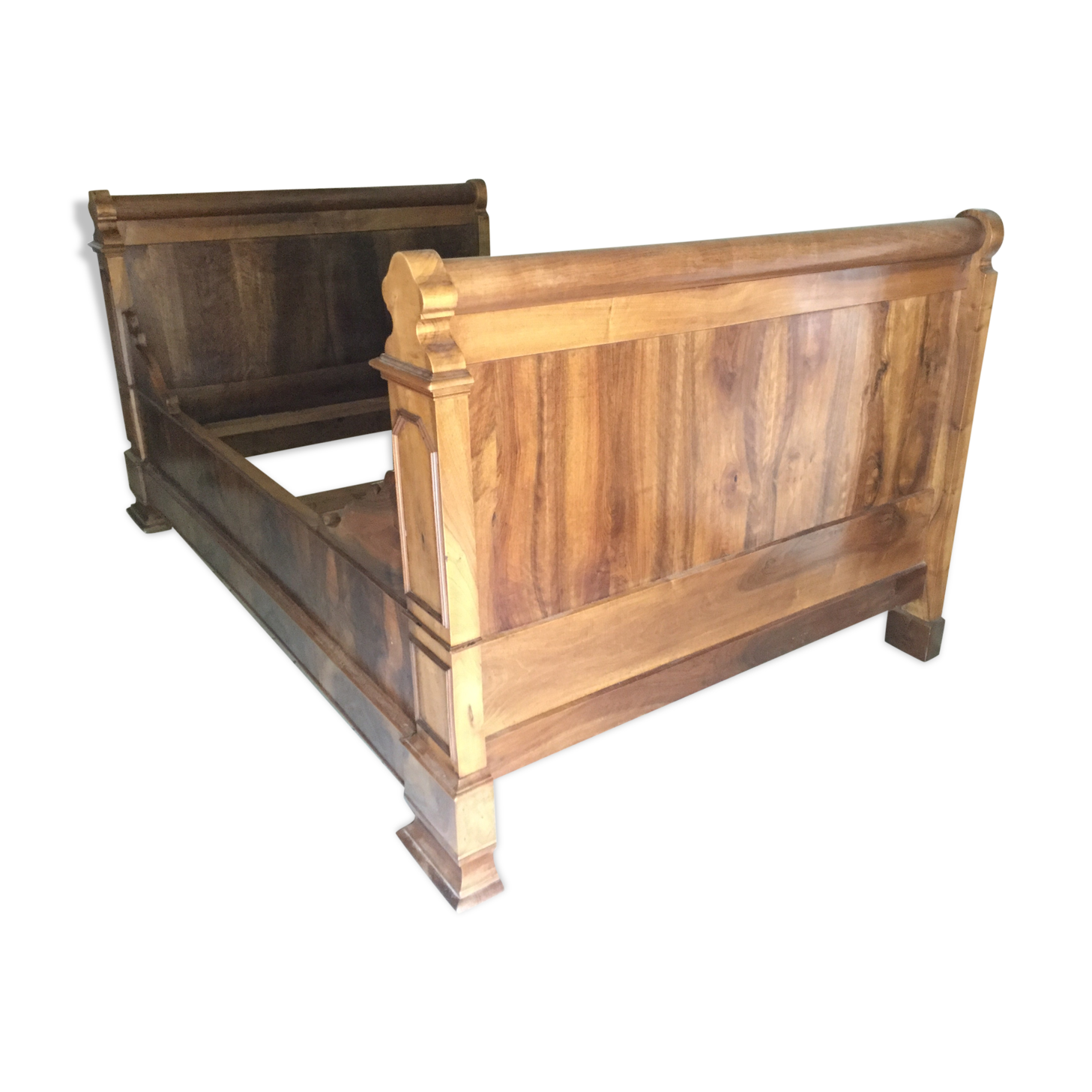 Former bed rolls walnut