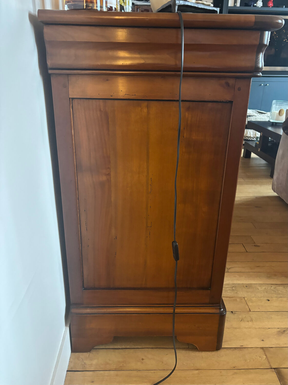Louis-Philippe solid wood sideboard – handcrafted.