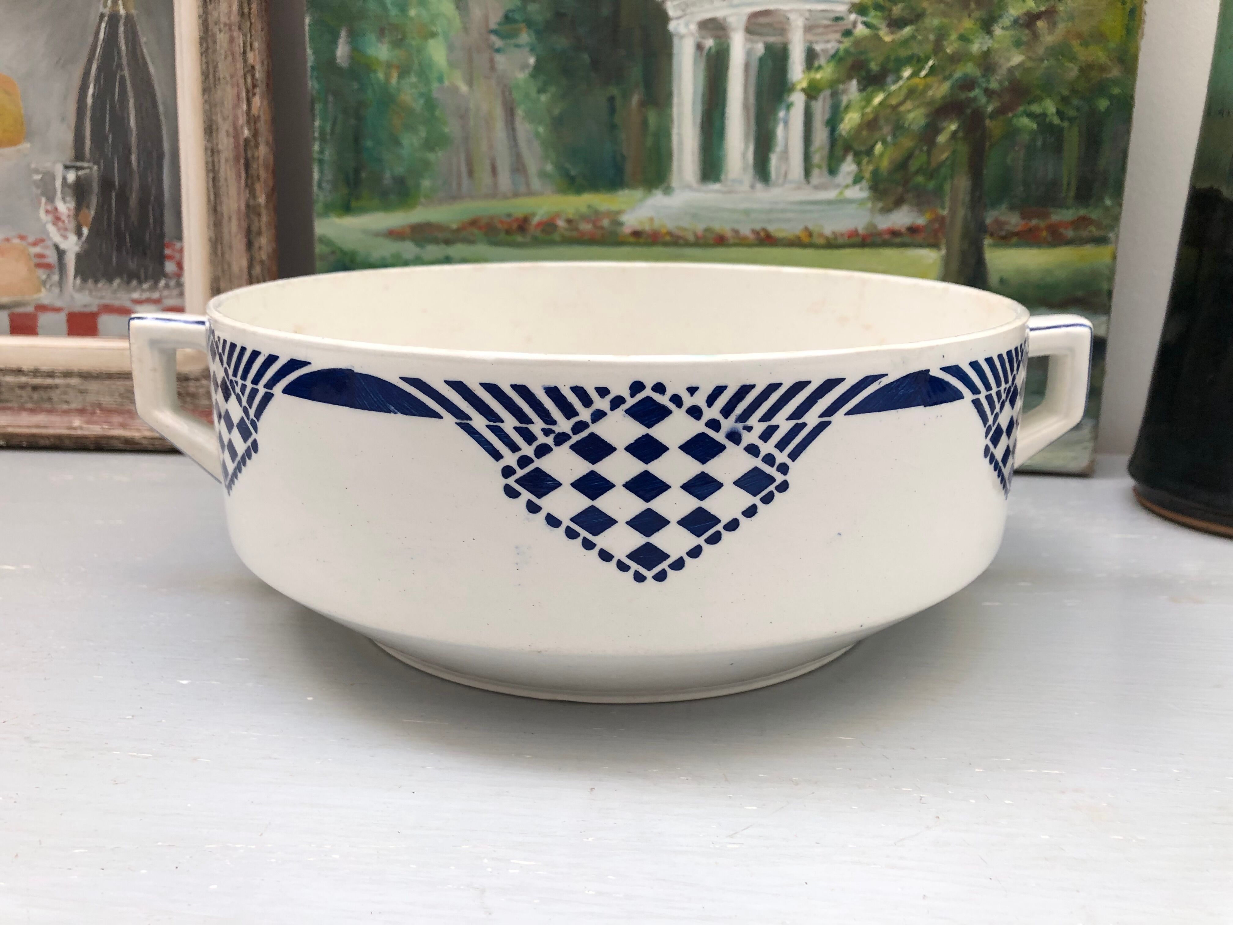 Tureen signed Moulin des Loups Hamage Orchies Nord France model Pantin