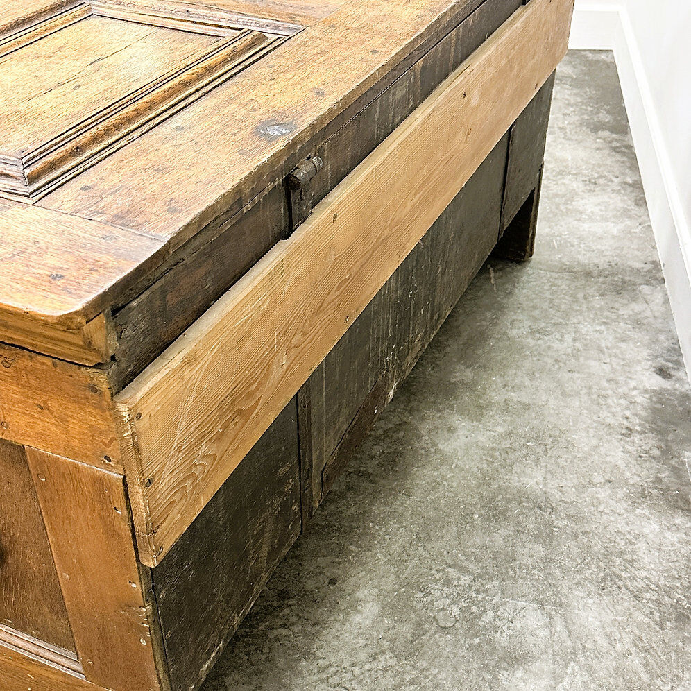 18th century German Baroque travel trunk – dated 1737 – with ebony inlay