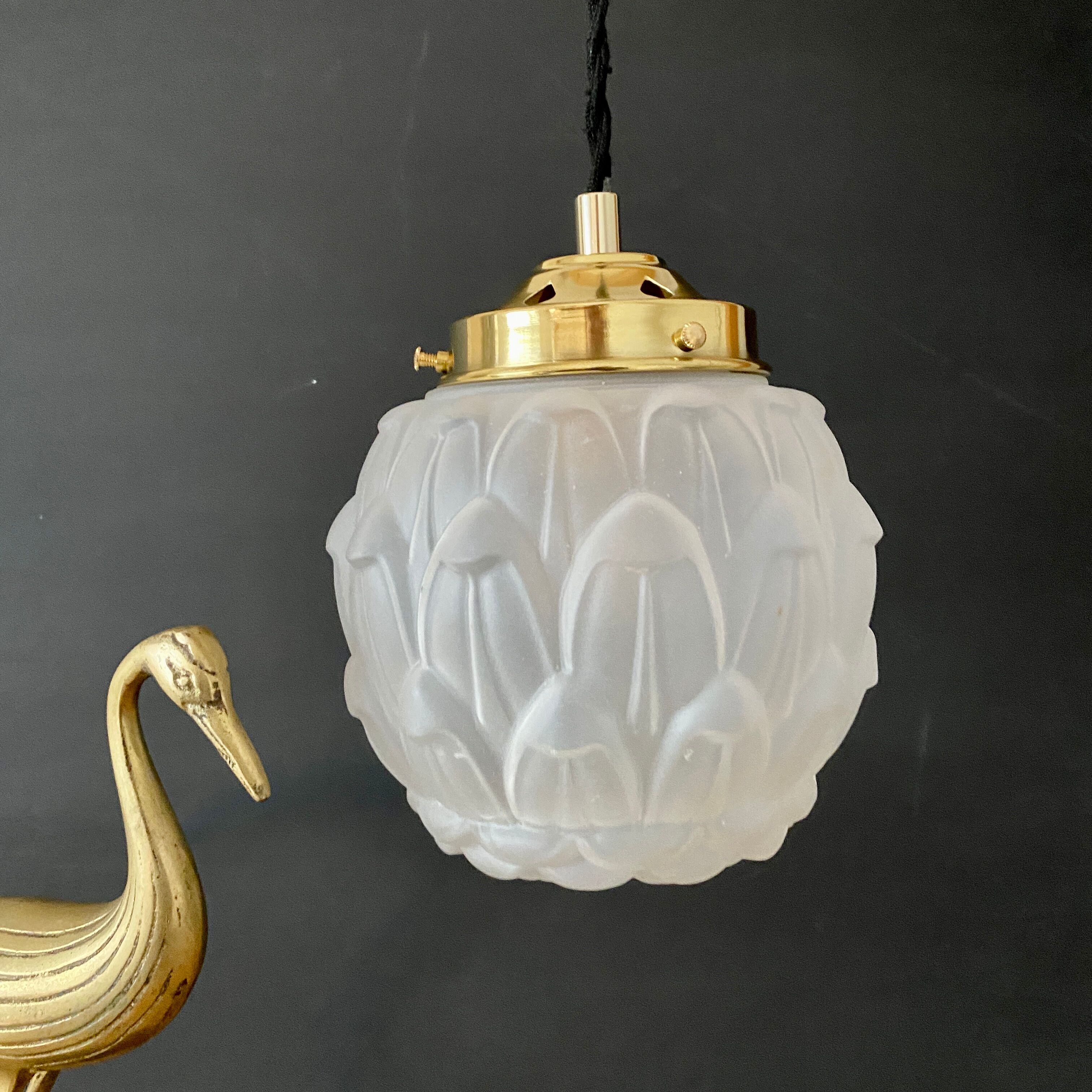Vintage art deco globe pendant lamp in frosted glass