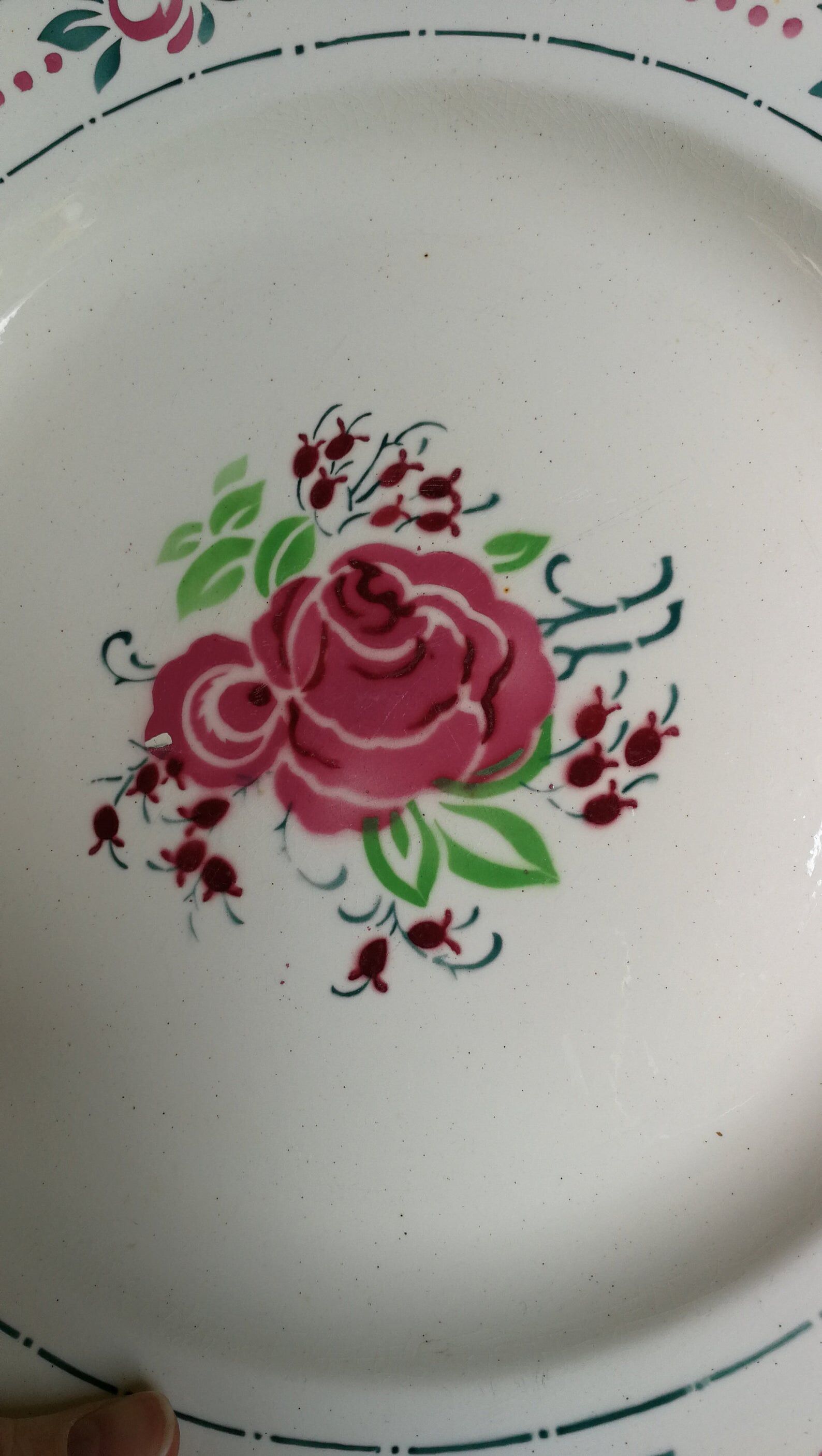 Big dish Boch Brothers fausta ancient rose flowers green stencil