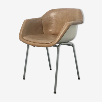 Strafor chair in light brown skai