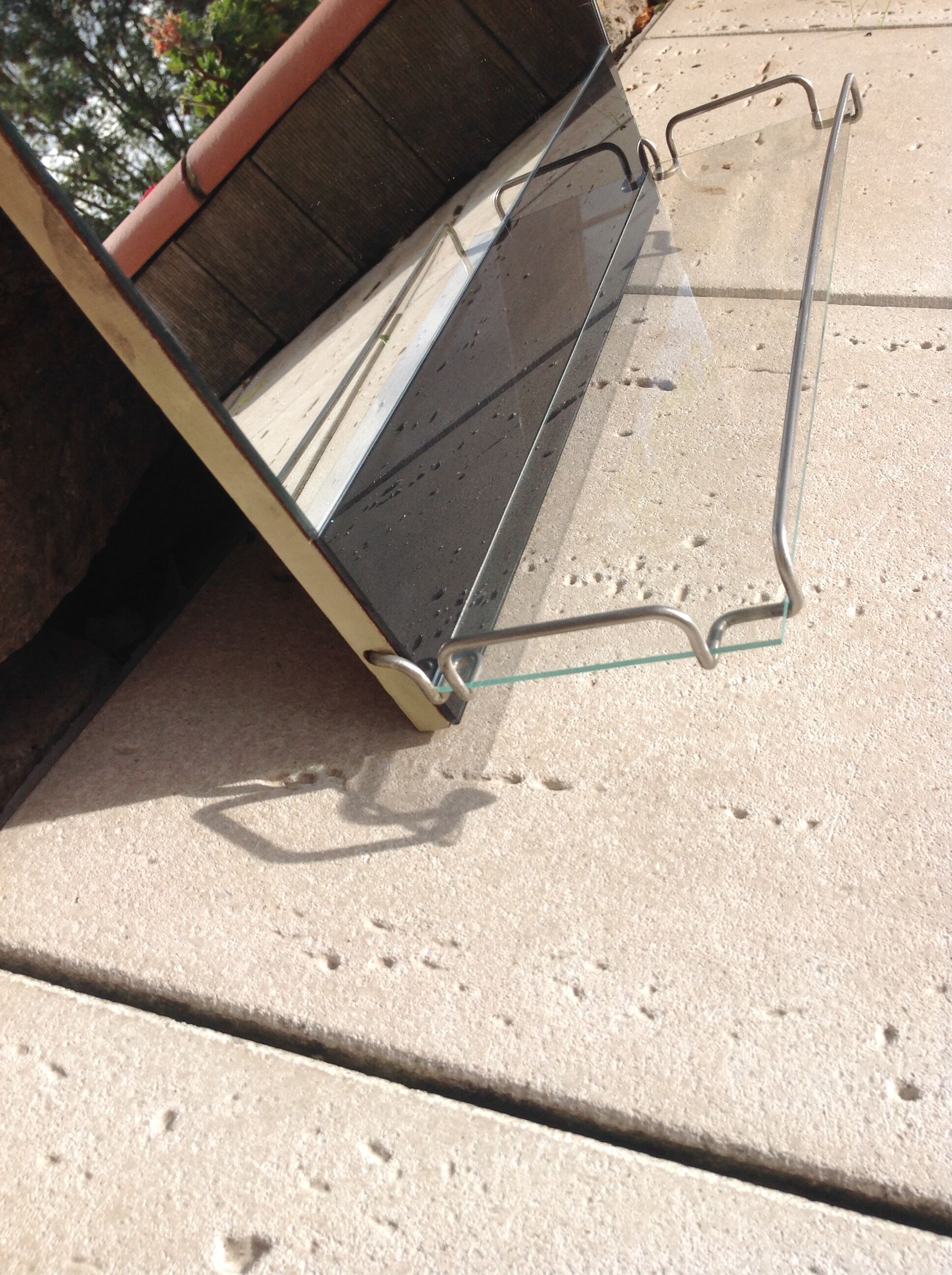 Two-tone bathroom mirror with its tablet, vintage 50s/60s