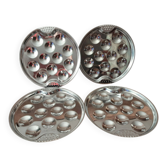 Set of 4 metal snail plates