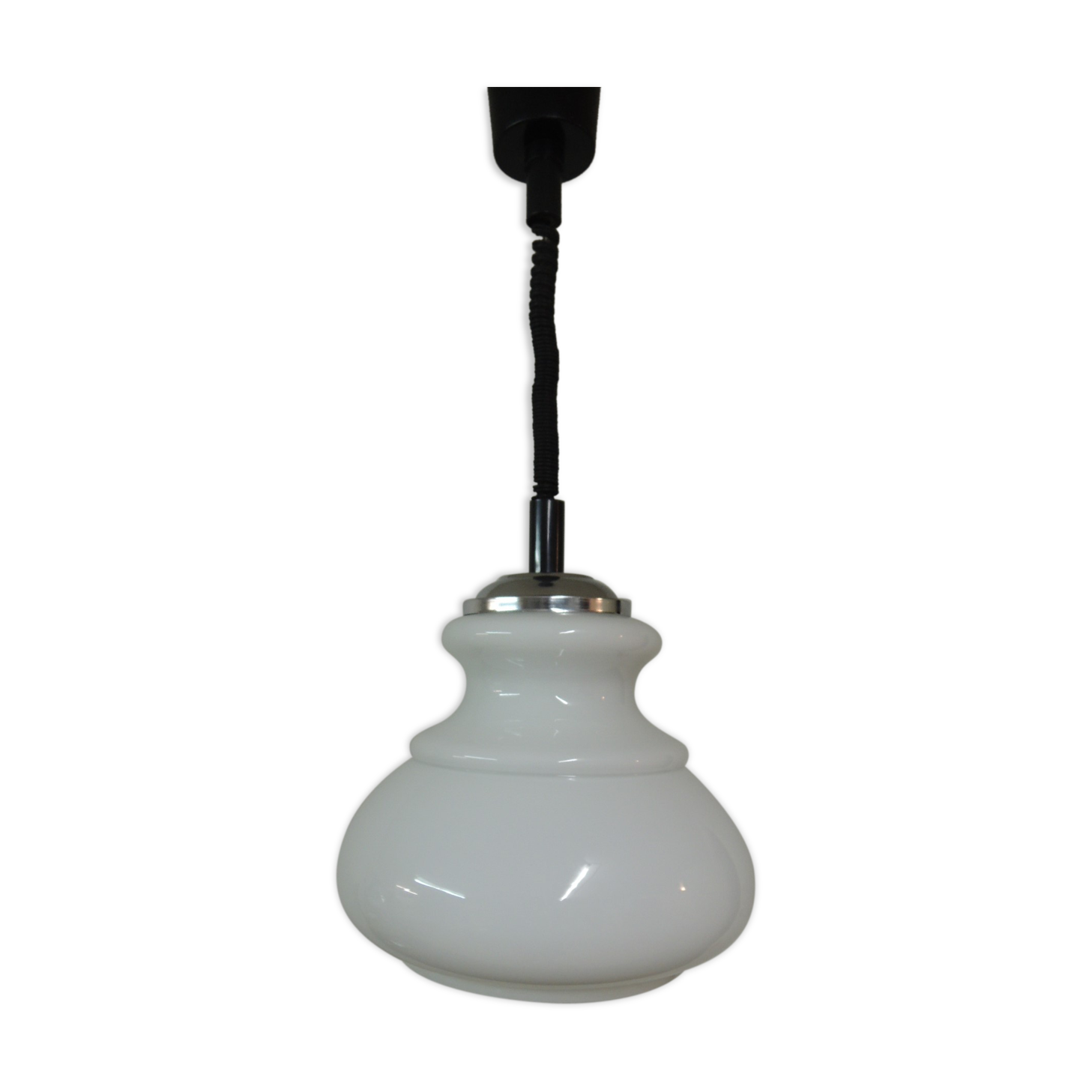 Vintage hanging rises and falls