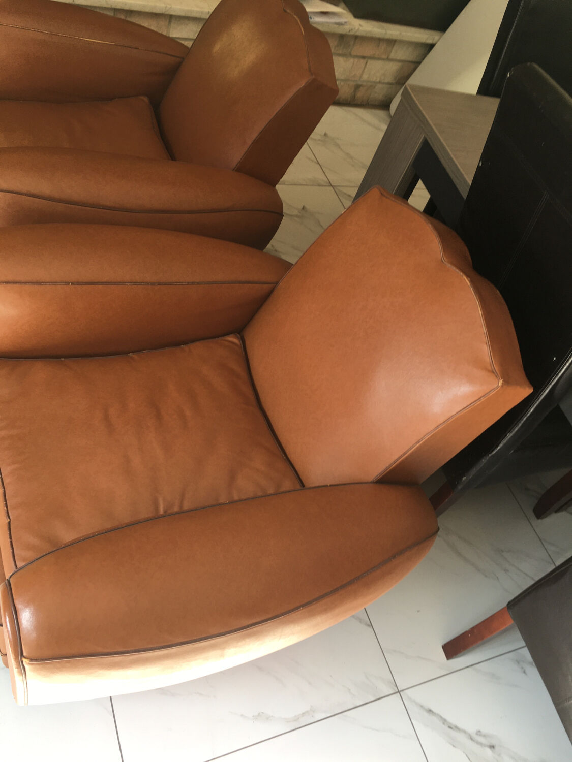 2 Moustache club chairs