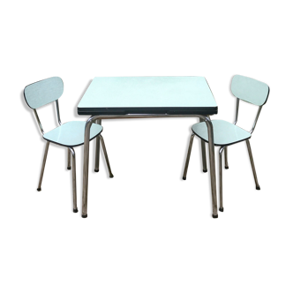 Table and chairs in water green formica