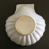 Empty pocket white shell