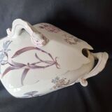 Antique porcelain tureen "Vieux Paris", 19th century, with shaped handles