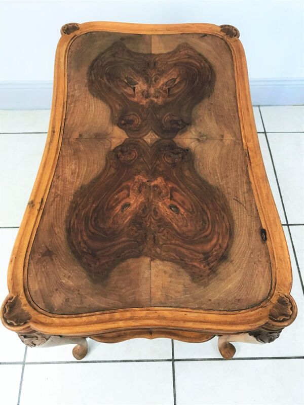 Table basse anglaise Queen Anne - Angleterre 19ème siècle