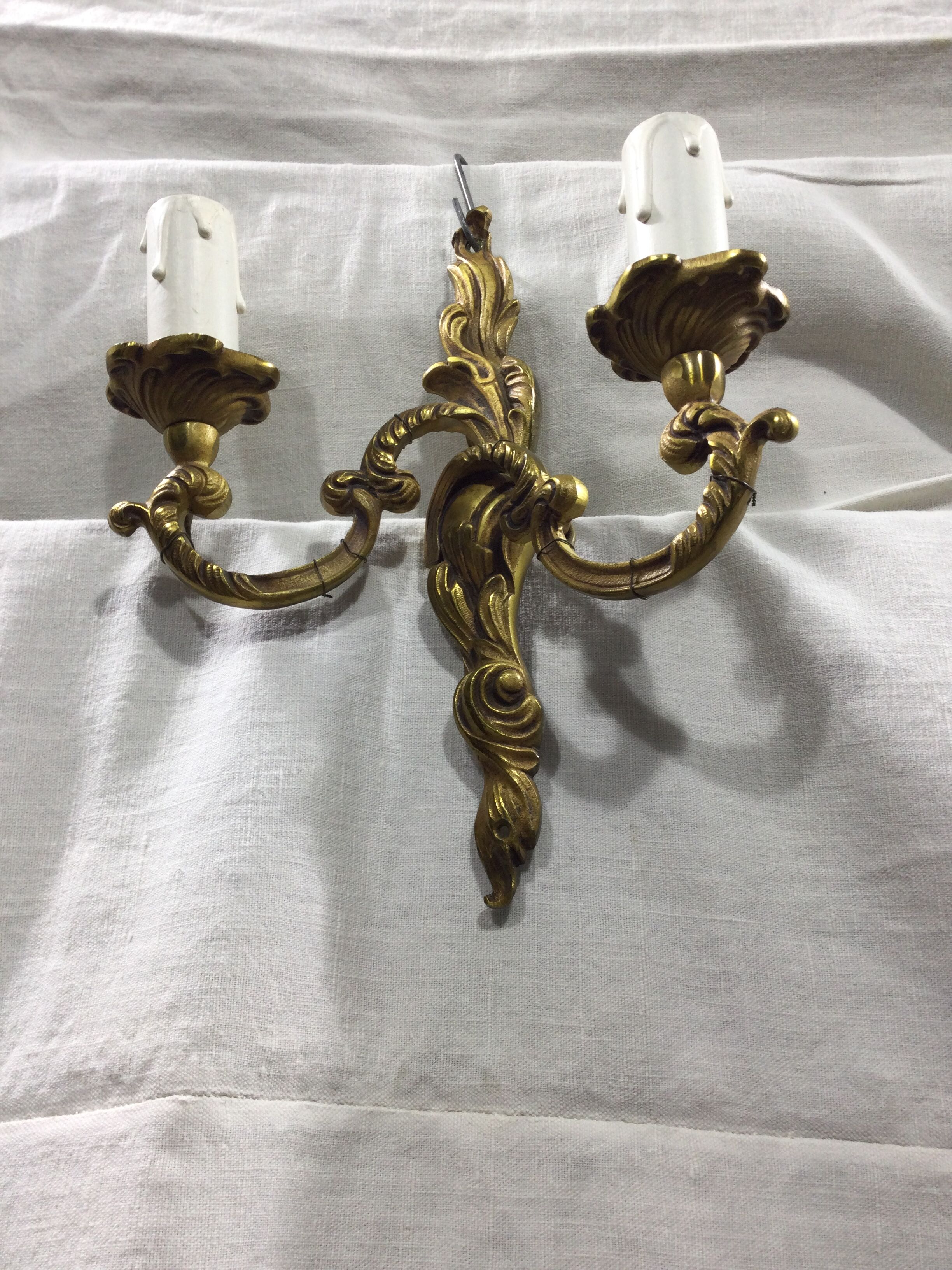 Louis XV bronze sconce