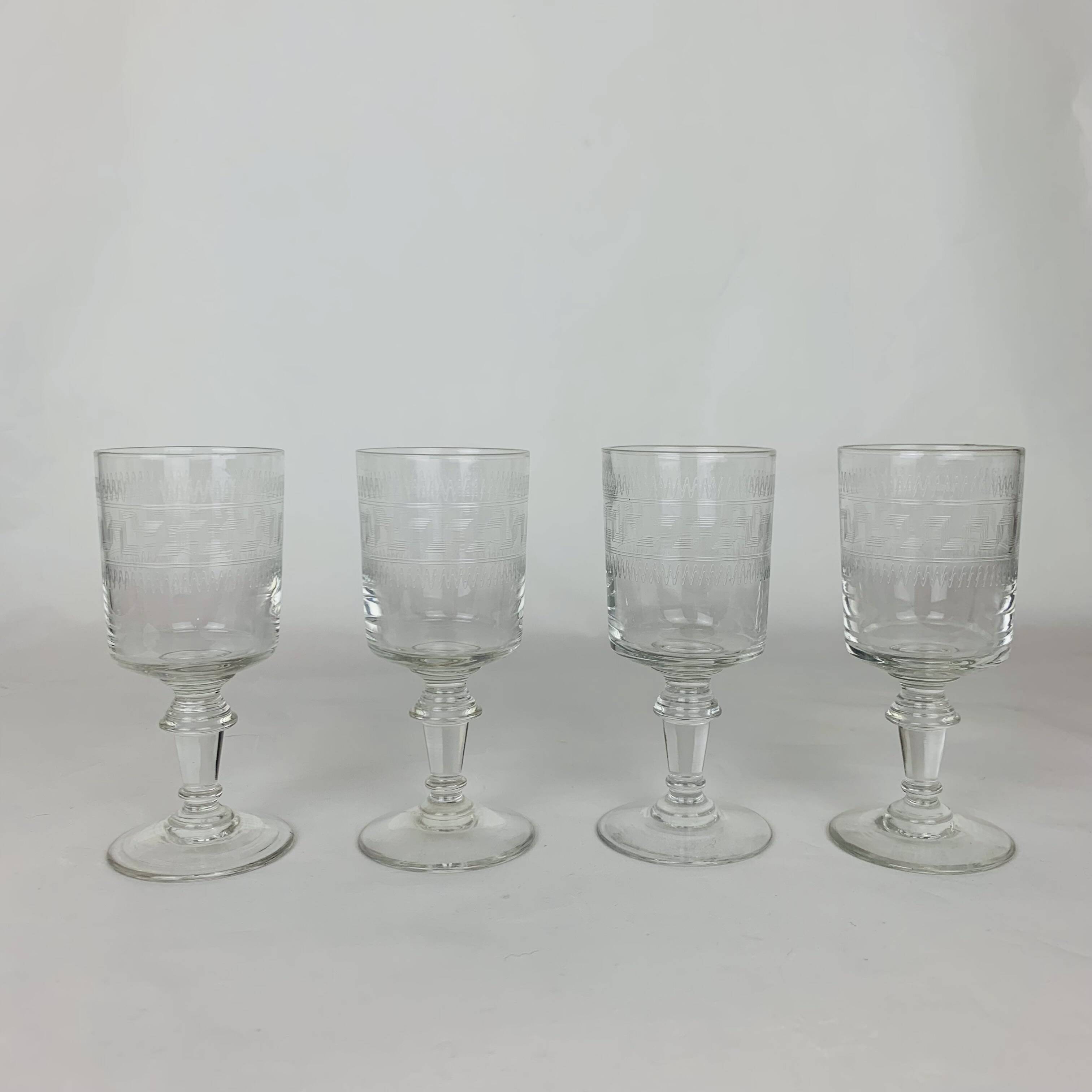 4 Baccarat glasses Chanel model engraving 3458