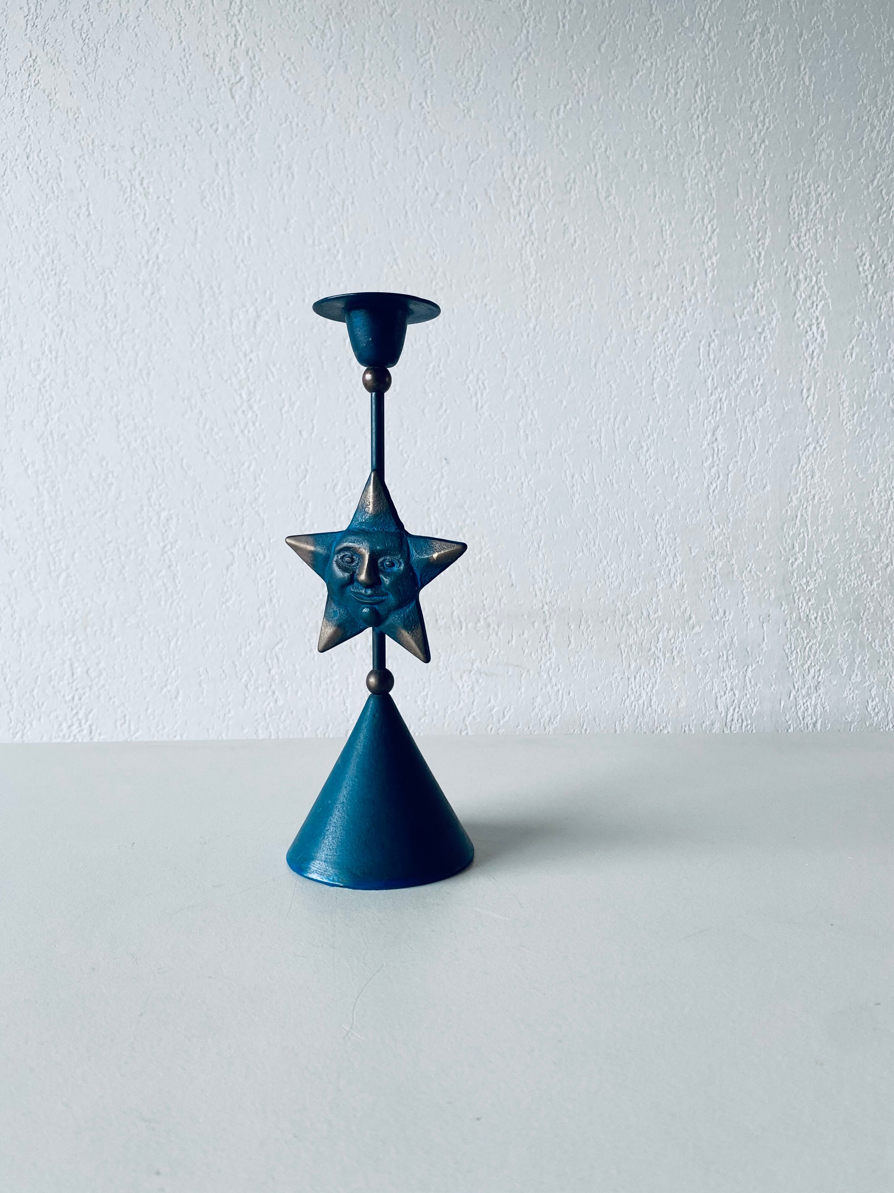 Metal star candle holder