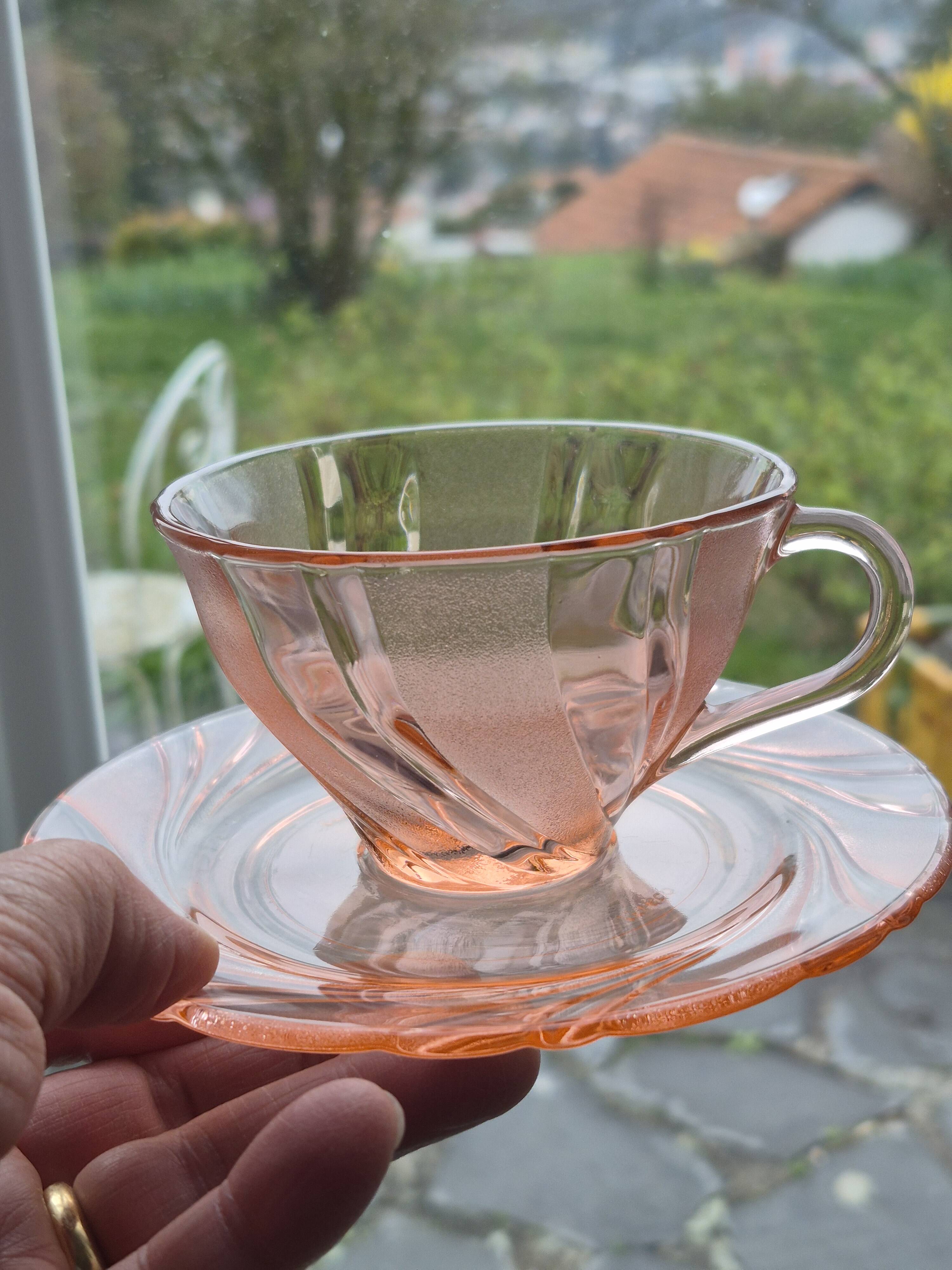 Cups and saucers vereco model beau rivage