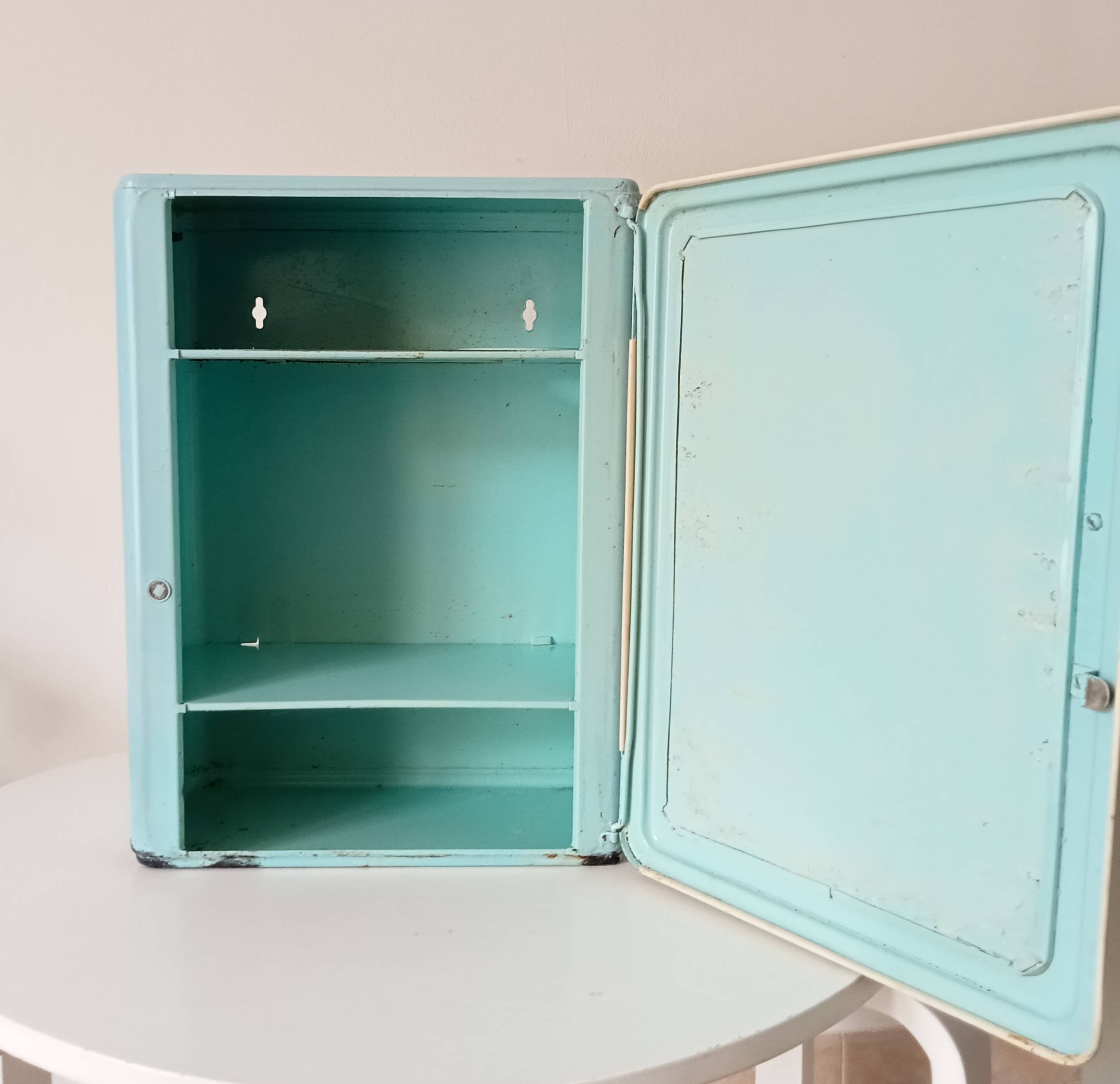 Vintage metal medicine cabinet from the 1950s