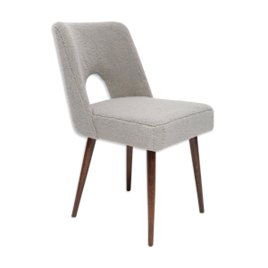 Chaise coquille en bouclé