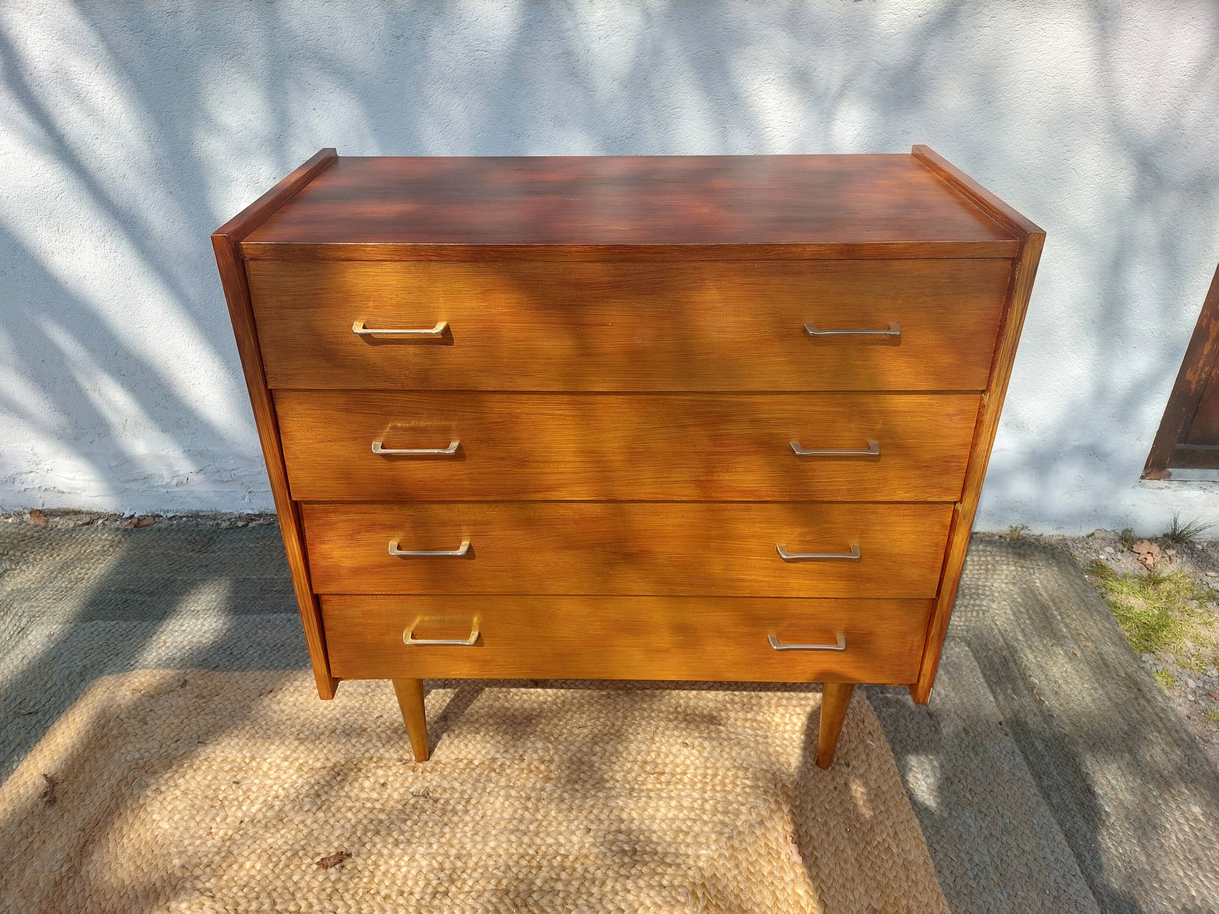 vintage commode, tapered legs
