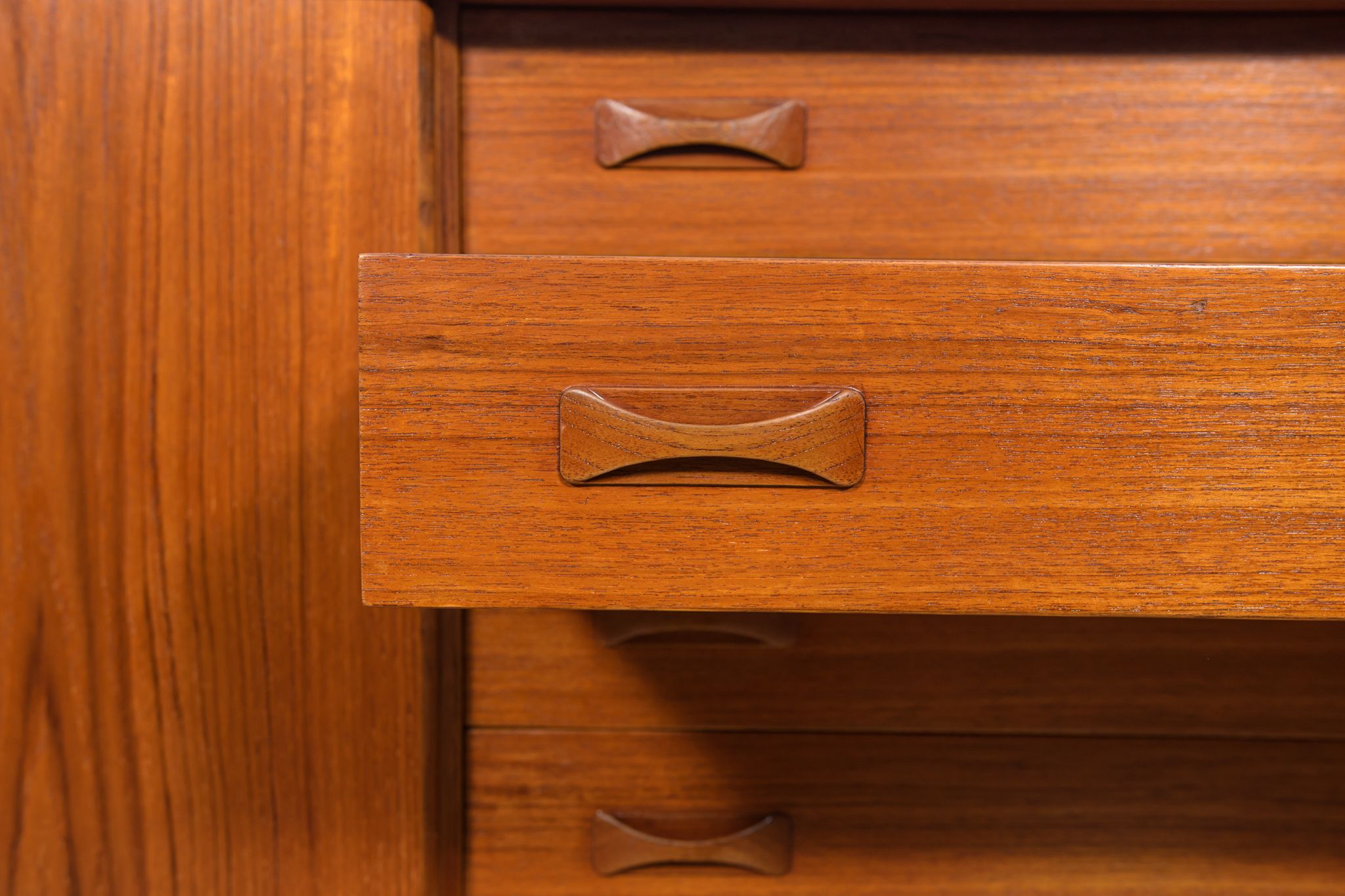 Enfilade en teck de Clausen & Son, années 1960