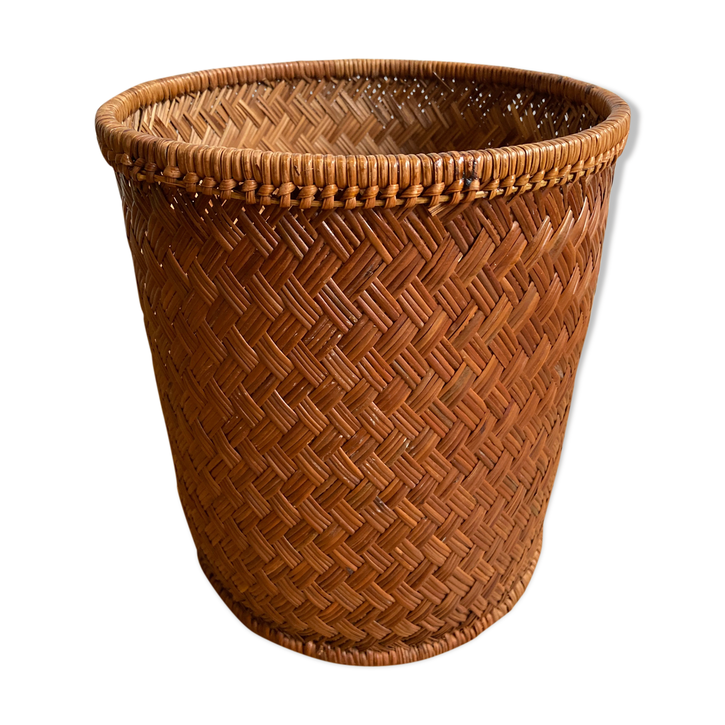 Braided wicker basket